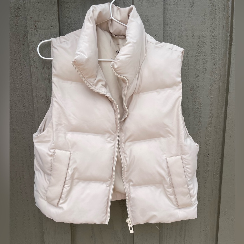 Zara vest